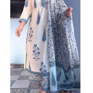 Ivory & Blue Floral Printed Kurta Set with Matching Dupatta