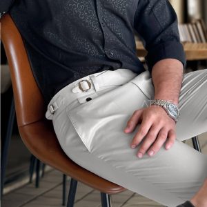 WHITE SINGLE PLEATED BUCKLE GURKHA PANTS