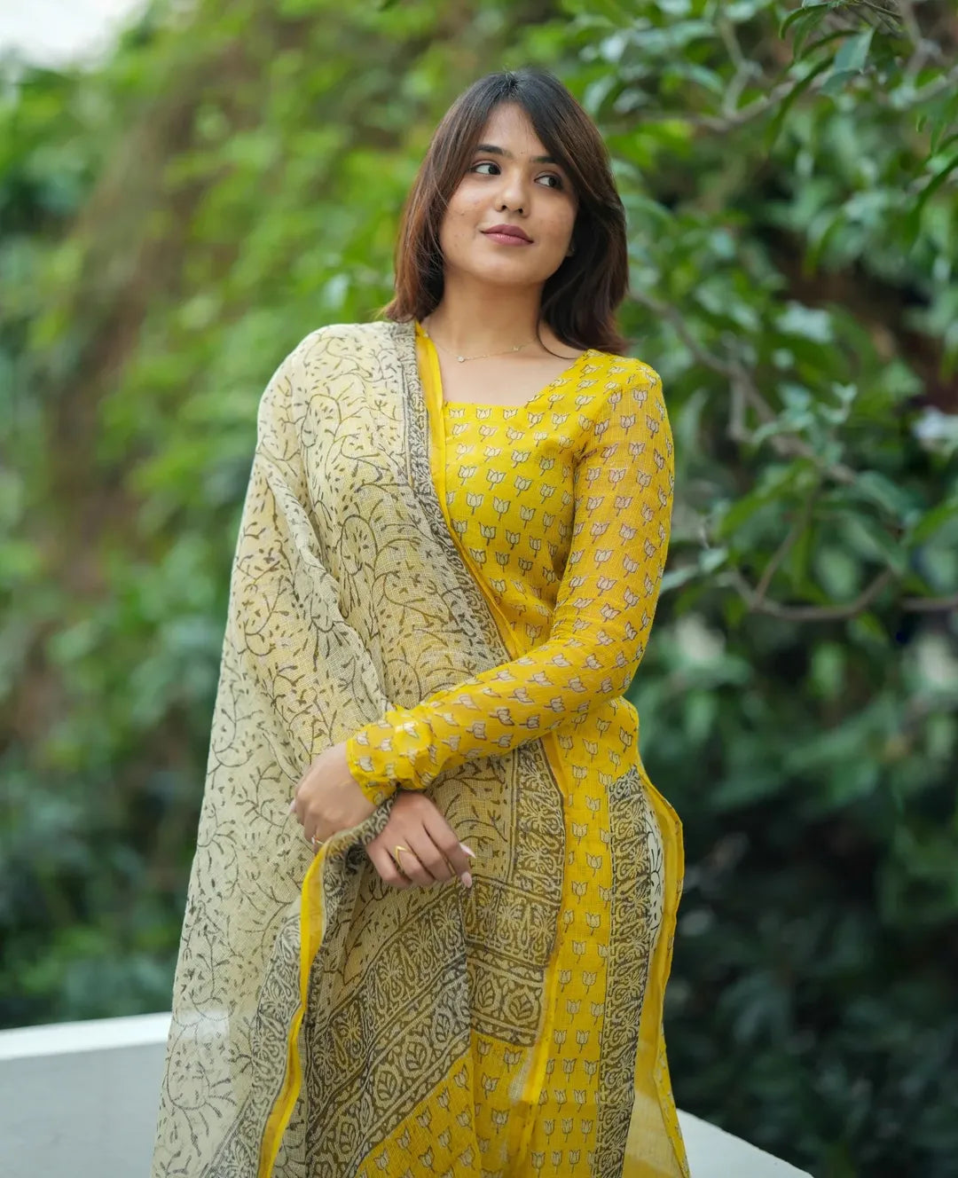 Banarasi Cotton Silk Kurta set - Image 3